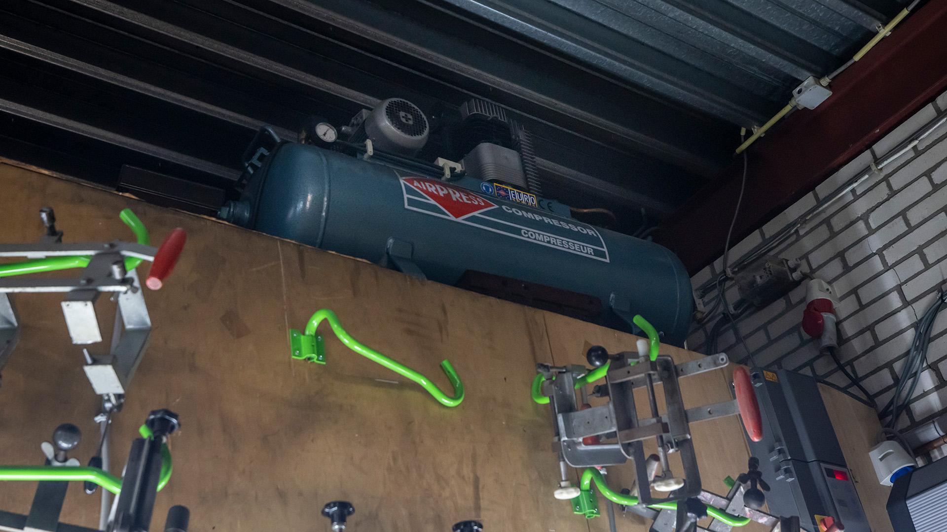 Compressor 