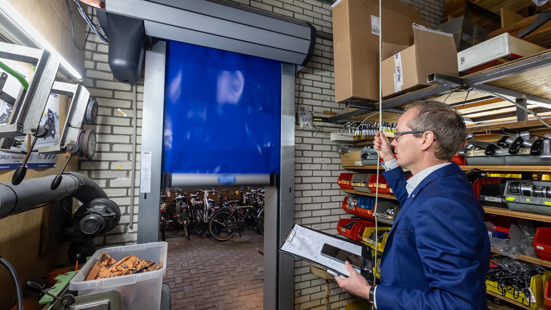 Automatische deur tegen de tocht